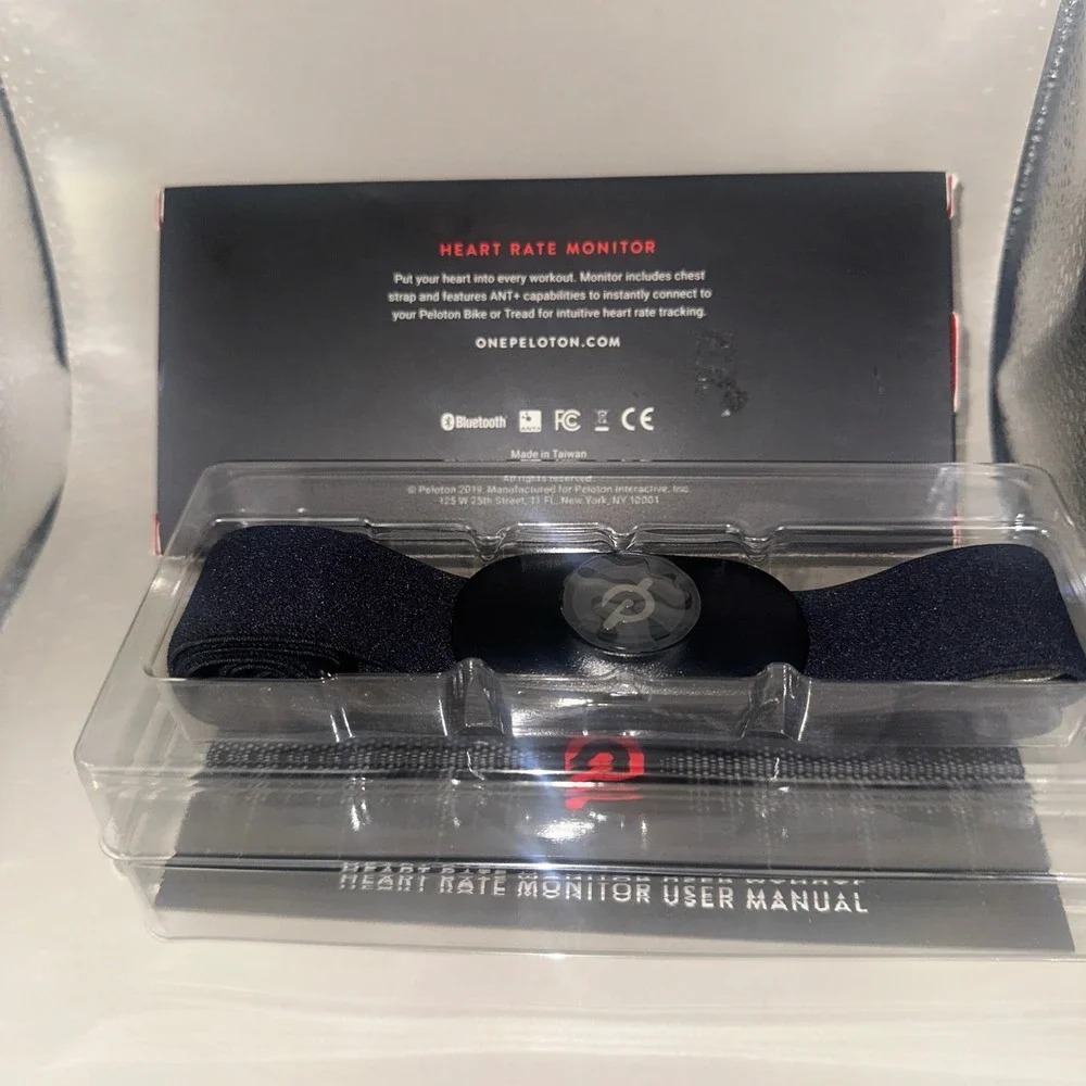 Peloton Heart Rate Monitor Chest Strap Fitness Tracker NEW - Picture 3 of 3